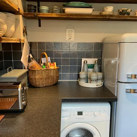 Gowland Cottage, Old Town, * Scarborough